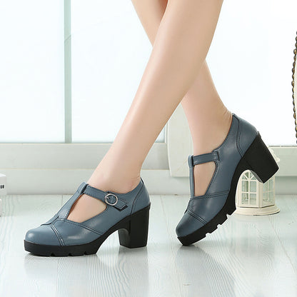 Women’s Mary Jane Shoes – Patent Leather – Block Heel – Round Toe – Adjustable Strap